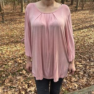 Pink midlength sleeve that ties